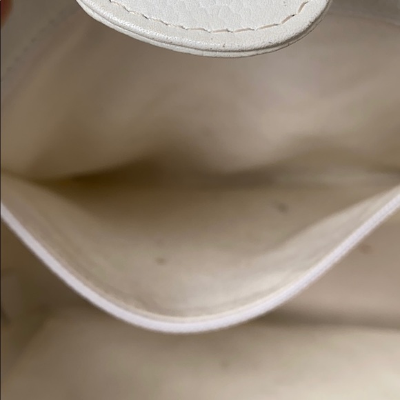 Chanel Petite Tote Bag - Picture 11 of 16